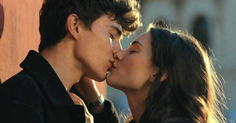 Hemligheterna i trappuppgången: Så hittar du kåta svenska amatörer i din egen stad